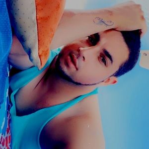 Meet your Posher, Luis angel